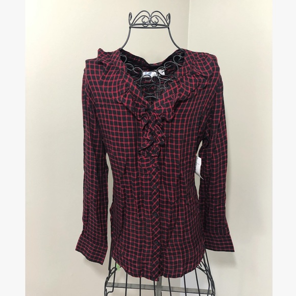 Time and Tru Tops - NWT • Time and Tru • Black and Red Plaid